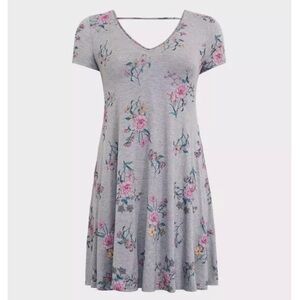 TORRID Mini Super Soft Trapeze Dress Gray Floral 2X EUC